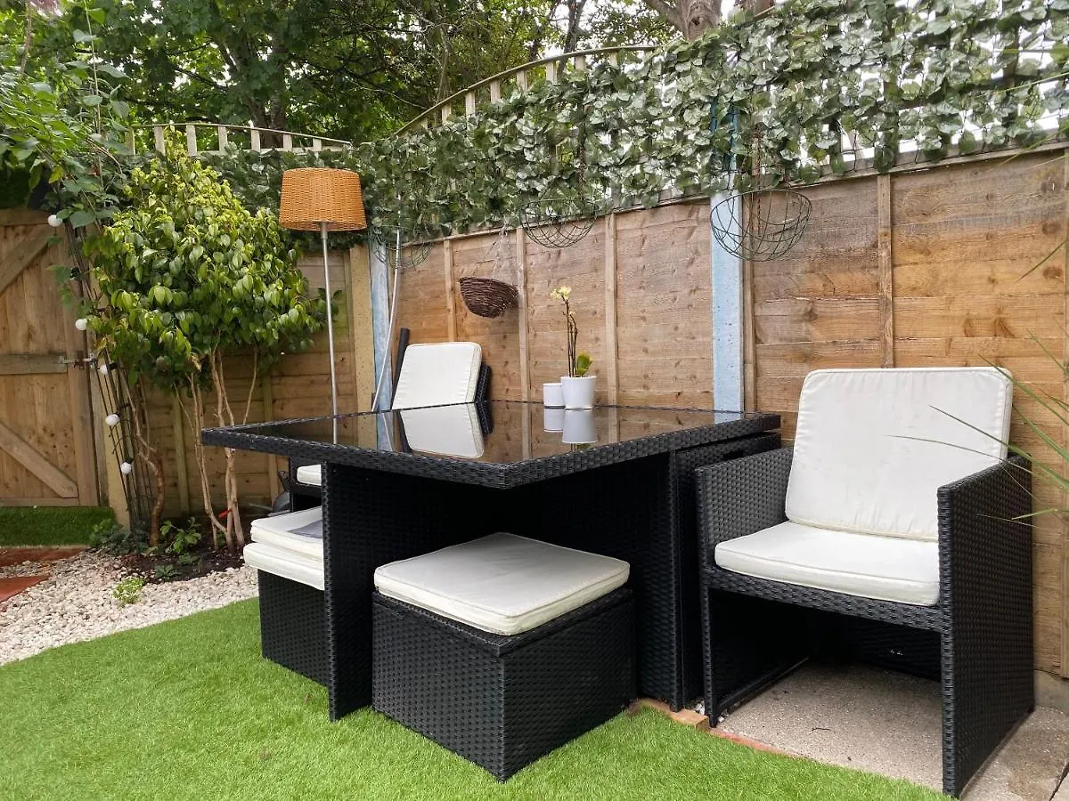5 Min From The Beach En Suite Room In Guest House Bournemouth