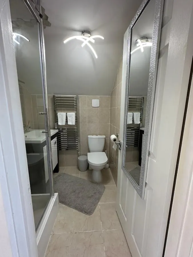 5 Min From The Beach En Suite Room In Guest House Bournemouth