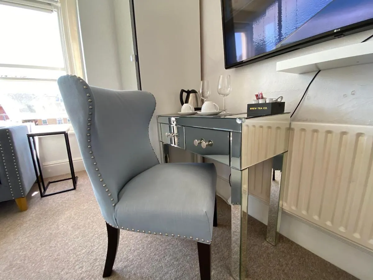5 Min From The Beach En Suite Room In Guest House Борнмут 0*,